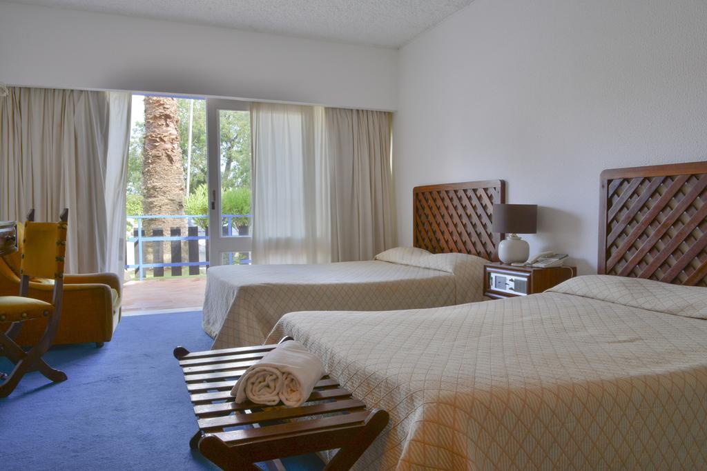 Carvoeiro Garden Hotel Oda fotoğraf