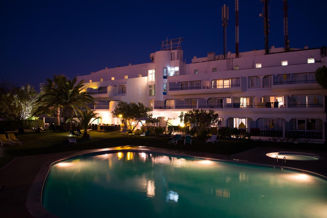 Carvoeiro Garden Hotel Oda fotoğraf