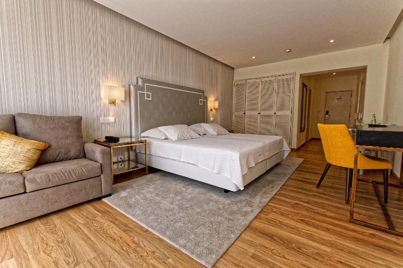 Carvoeiro Garden Hotel Dış mekan fotoğraf